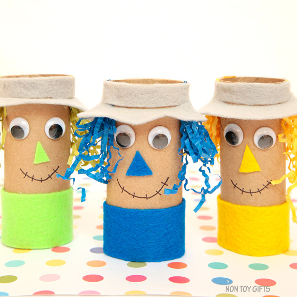 paper roll scarecrow thanksgiving craft for middle school