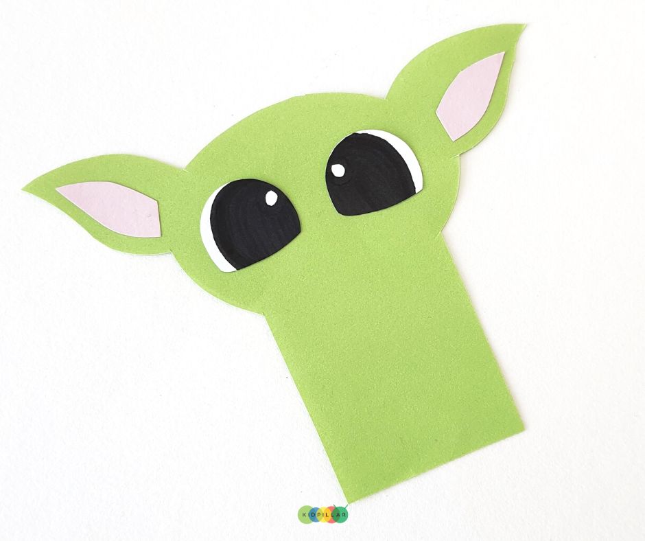 baby Yoda Santa popsicle stick craft