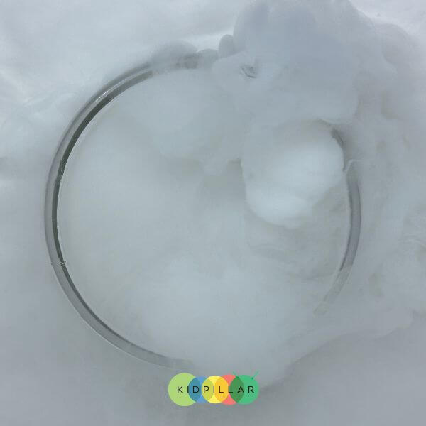 easy dry ice experiments for kids