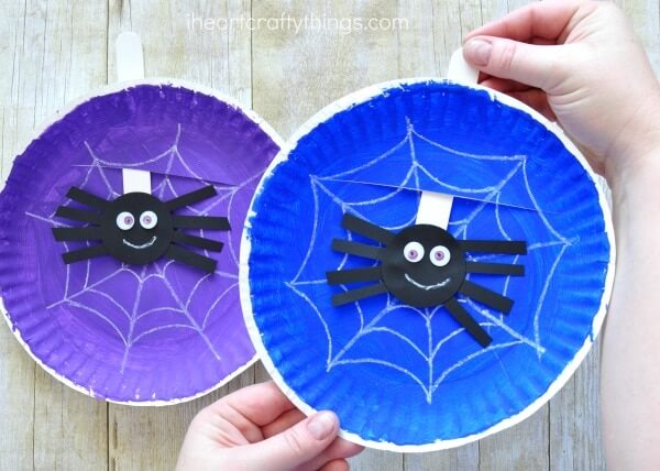 Moving spider craft For Halloween