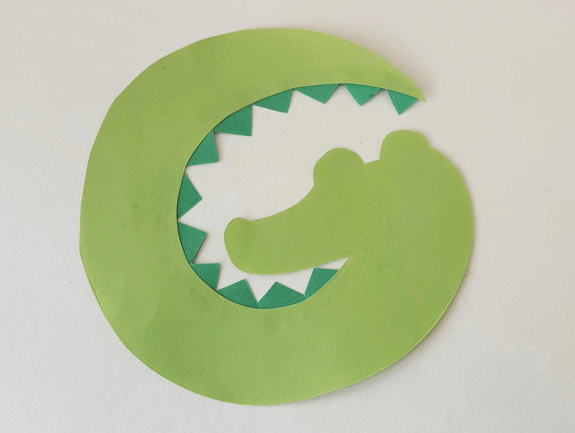 Paper crocodile craft easy