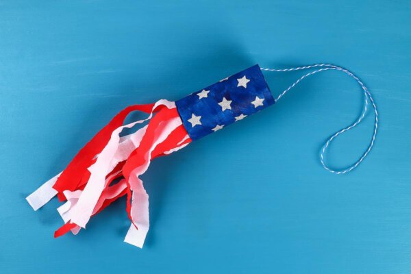 Red white and blue Crafts for Toddlers